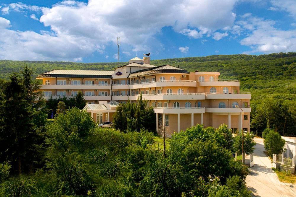 Park Bellevue 3*